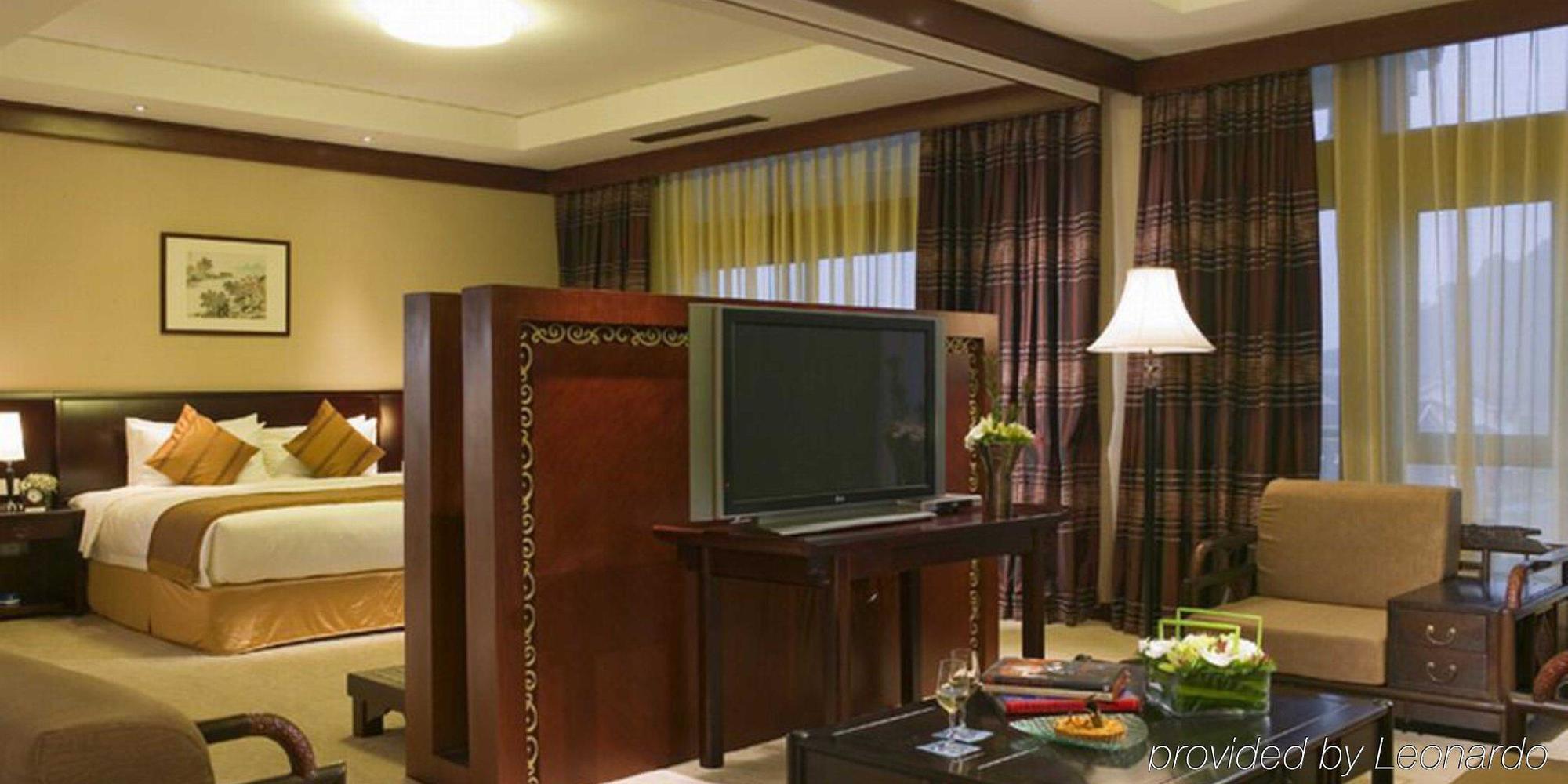Crowne Plaza Hangzhou Xanadu Resort Номер фото