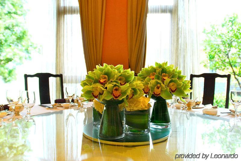 Crowne Plaza Hangzhou Xanadu Resort Ресторан фото