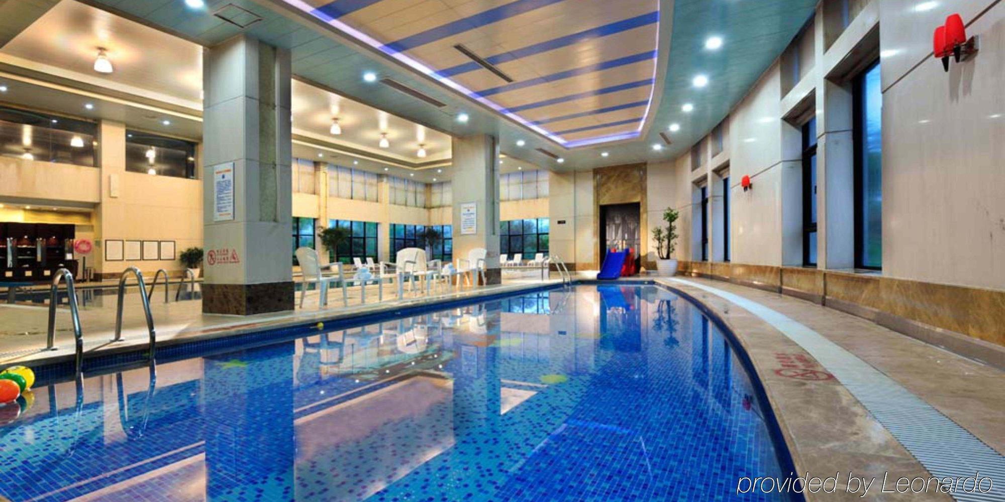 Crowne Plaza Hangzhou Xanadu Resort Экстерьер фото
