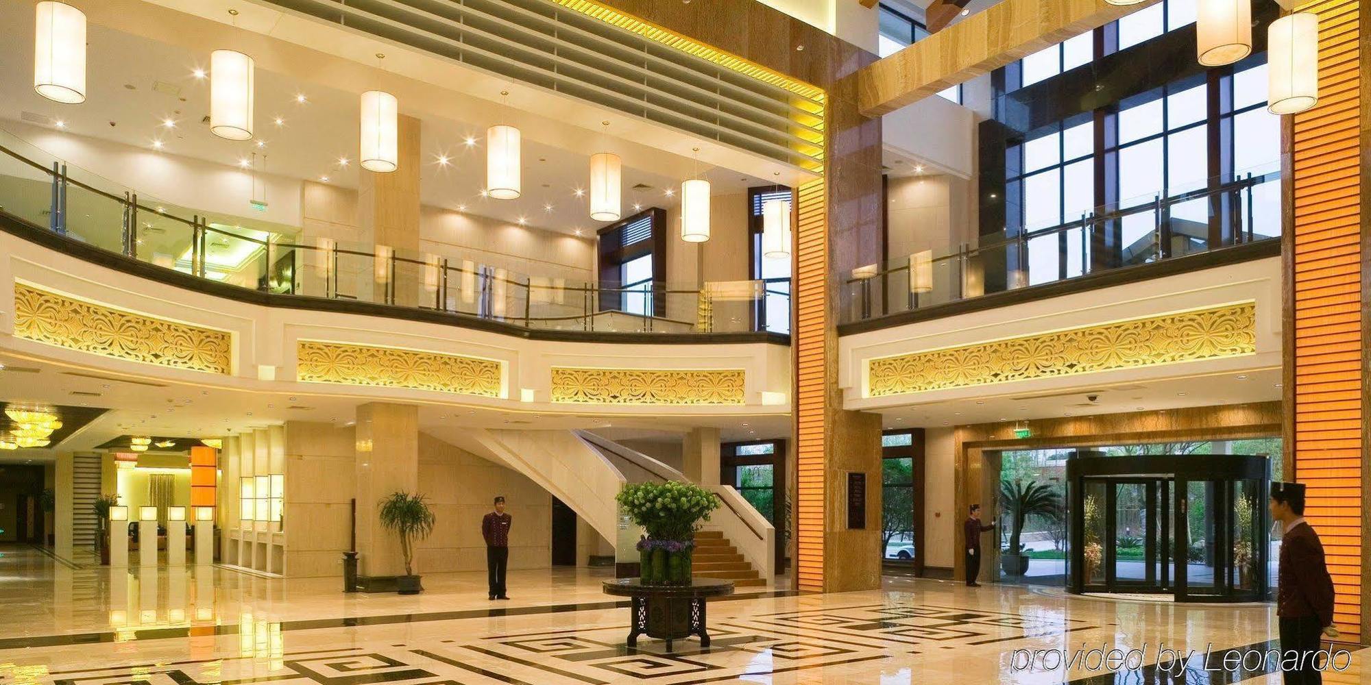 Crowne Plaza Hangzhou Xanadu Resort Экстерьер фото