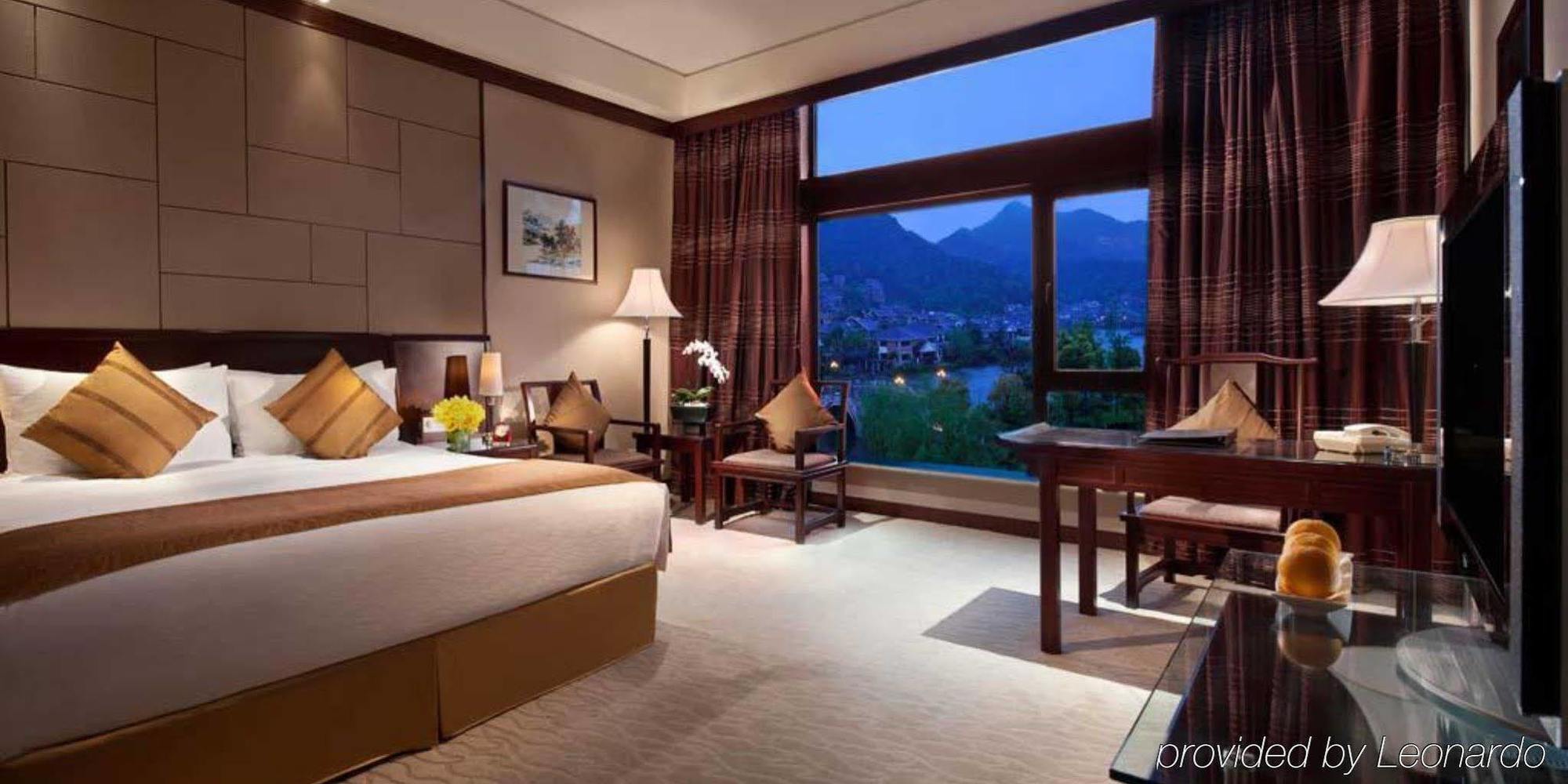 Crowne Plaza Hangzhou Xanadu Resort Экстерьер фото