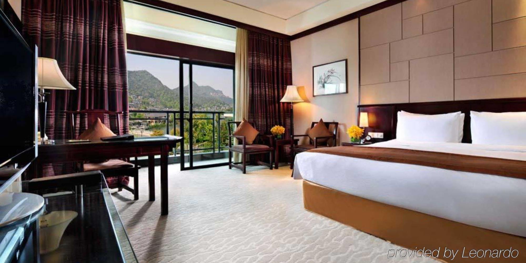 Crowne Plaza Hangzhou Xanadu Resort Экстерьер фото